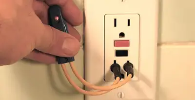 gfci circuits service testing ground fault circuit interrupter outlet to ensure electrical protection in Minneapolis, MN